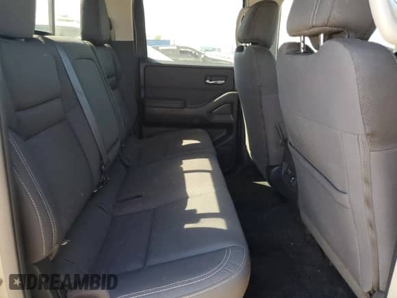 ✅ 2023 Nissan Frontier SV • VIN: 1N6ED1EJ6PN625031 • Lot: 90882755. Wystawiony na Copart z przebiegiem 45 022 mil. Bezpłatny archiwum sprzedaży aukcyjnych z USA i szczegółowy raport historii pojazdu na DreamBid. Zdjęcie 10.