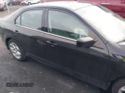 ✅ 2010 Ford Fusion SE • VIN: 3FAHP0HA5AR304105 • Lot: 43665391. Listed on IAAI with 194,811 mi. Free auction sales archive from the USA and detailed vehicle history report at DreamBid. Image 13.