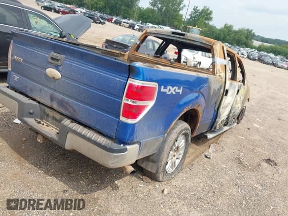 ✅ 2012 Ford F-150 XL • VIN: 1FTFW1ET1CFB85128 • Lot: 42959704. Listed on IAAI with Not provided. Free auction sales archive from the USA and detailed vehicle history report at DreamBid. Image 4.
