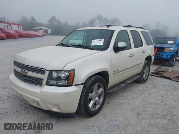 ✅ 2011 Chevrolet Tahoe LTZ • VIN: 1GNSCCE05BR367234 • Lot: 43744113. Listed on IAAI with 189,091 mi. Free auction sales archive from the USA and detailed vehicle history report at DreamBid. Image 17.