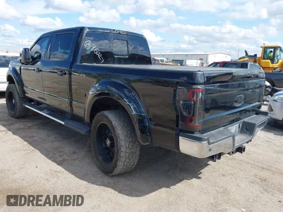 ✅ 2018 Ford F-250 XL • VIN: 1FT7W2BT0JEB59802 • Lot: 42125940. Listed on IAAI with 73,654 mi. Free auction sales archive from the USA and detailed vehicle history report at DreamBid. Image 3.