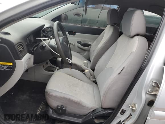 ✅ 2010 Hyundai Accent GLS • VIN: KMHCN4AC6AU462809 • Лот: 86384904. Опубликован ранее на Copart с пробегом 183 898 миль. Бесплатный доступ к архиву аукционных продаж из США и подробный отчёт об истории автомобиля на DreamBid. Изображение 7.