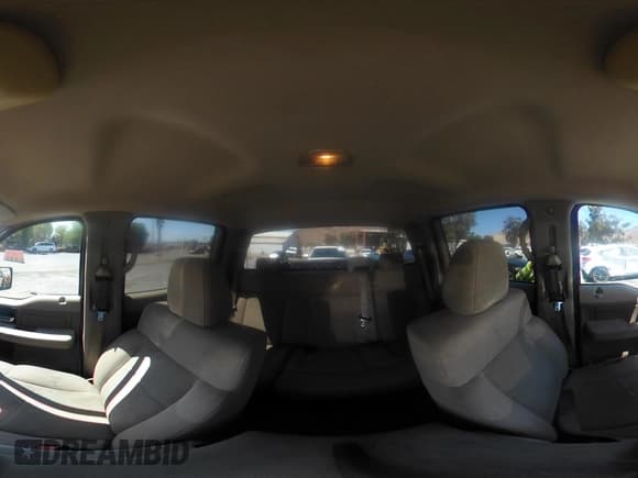 ✅ 2006 Ford F-150 XLT • VIN: 1FTPW125X6FA99489 • Лот: 43184279. Опубликован ранее на IAAI с пробегом 254 043 миль. Бесплатный доступ к архиву аукционных продаж из США и подробный отчёт об истории автомобиля на DreamBid. Изображение 18.