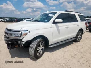 ✅ 2023 Ford Expedition XLT • VIN: 1FMJU1H8XPEA14084 • Lot: 70334995. Listed on Copart with 35,692 mi. Free auction sales archive from the USA and detailed vehicle history report at DreamBid. Image 1.