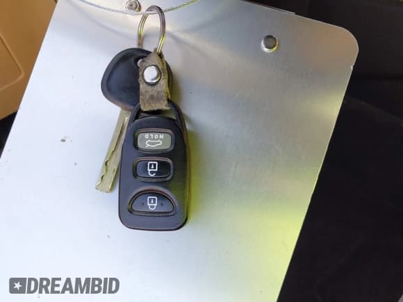 ✅ 2013 Hyundai Sonata GLS • VIN: 5NPEB4AC4DH638213 • Lot: 43013055. Listed on IAAI with 97,373 mi. Free auction sales archive from the USA and detailed vehicle history report at DreamBid. Image 11.