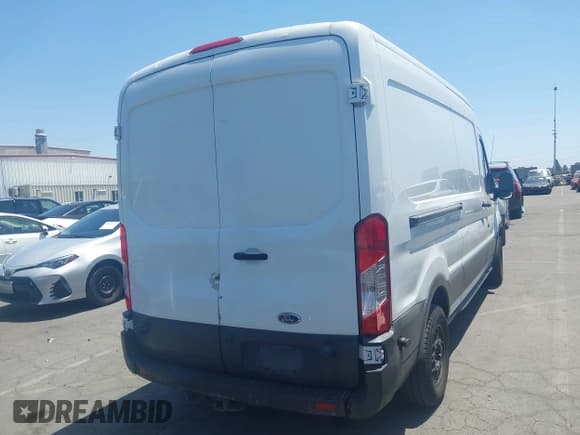 ✅ 2016 Ford Transit Cargo • VIN: 1FTYE2CG6GKA04769 • Лот: 42540728. Опубликован ранее на IAAI с пробегом 128 502 миль. Бесплатный доступ к архиву аукционных продаж из США и подробный отчёт об истории автомобиля на DreamBid. Изображение 16.