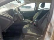 ✅ 2018 Ford Focus SE • VIN: 1FADP3K27JL250967 • Лот: 68615745. Опубликован ранее на Copart с пробегом 115 645 миль. Бесплатный доступ к архиву аукционных продаж из США и подробный отчёт об истории автомобиля на DreamBid. Изображение 7.