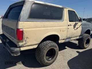 ✅ 1990 Ford Bronco XL • VIN: 1FMEU15N6LLA83856 • Лот: 50408495. Опубликован ранее на Copart с пробегом 31 090 миль. Бесплатный доступ к архиву аукционных продаж из США и подробный отчёт об истории автомобиля на DreamBid. Изображение 4.