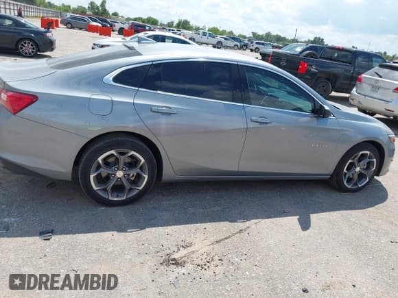 ✅ 2024 Chevrolet Malibu LT • VIN: 1G1ZD5ST5RF174794 • Lot: 43189444. Wystawiony na IAAI z przebiegiem 37 420 mil. Bezpłatny archiwum sprzedaży aukcyjnych z USA i szczegółowy raport historii pojazdu na DreamBid. Zdjęcie 13.