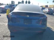✅ 2025 Tesla Model Y Long Range • VIN: 7SAYGDEE6SF287880 • Lot: 43529918. Wystawiony na IAAI z przebiegiem 12 513 mil. Bezpłatny archiwum sprzedaży aukcyjnych z USA i szczegółowy raport historii pojazdu na DreamBid. Zdjęcie 16.
