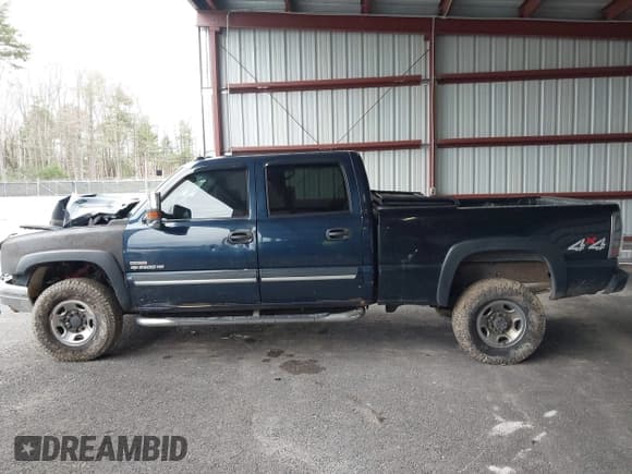 ✅ 2005 Chevrolet Silverado 2500HD LS • VIN: 1GCHK232X5F862104 • Лот: 42075091. Опубликован ранее на IAAI с пробегом 219 759 миль. Бесплатный доступ к архиву аукционных продаж из США и подробный отчёт об истории автомобиля на DreamBid. Изображение 14.