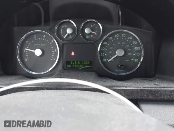 ✅ 2005 Mercury Montego Premier • VIN: 1MEFM42175G601818 • Lot: 43732810. Wystawiony na IAAI z przebiegiem 102 608 mil. Bezpłatny archiwum sprzedaży aukcyjnych z USA i szczegółowy raport historii pojazdu na DreamBid. Zdjęcie 7.