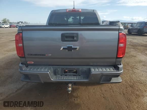 2020 Chevrolet Colorado 2WD Z71 z VIN 1GCGSDEN8L1226905, wystawiony jako Copart lot #63519215 z przebiegiem 71 209 mil mil oraz Szkoda całkowita • Salvage title. Historia ofert i sprzedaży dostępna na DreamBid. Obrazek 6.