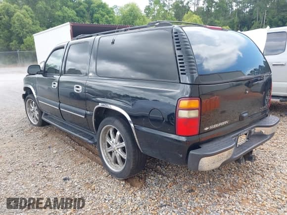 ✅ 2001 Chevrolet Suburban LS • VIN: 3GNEC16TX1G261810 • Лот: 42755377. Опубликован ранее на IAAI с пробегом Не указан. Бесплатный доступ к архиву аукционных продаж из США и подробный отчёт об истории автомобиля на DreamBid. Изображение 3.
