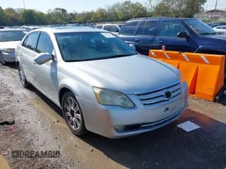 ✅ 2005 Toyota Avalon XL • VIN: 4T1BK36B95U061016 • Лот: 43612007. Опубликован ранее на IAAI с пробегом 288 248 миль. Бесплатный доступ к архиву аукционных продаж из США и подробный отчёт об истории автомобиля на DreamBid. Изображение 1.