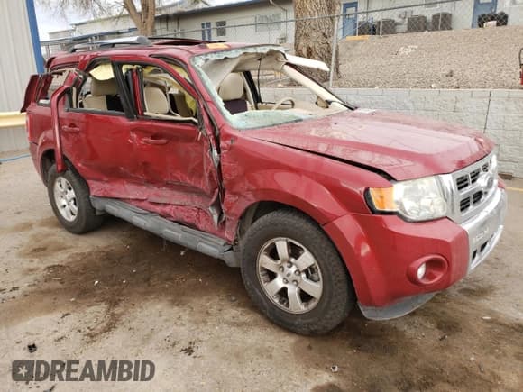 ✅ 2010 Ford Escape Limited • VIN: 1FMCU0EG9AKA43552 • Lot: 51280825. Wystawiony na Copart z przebiegiem Nie podano. Bezpłatny archiwum sprzedaży aukcyjnych z USA i szczegółowy raport historii pojazdu na DreamBid. Zdjęcie 4.