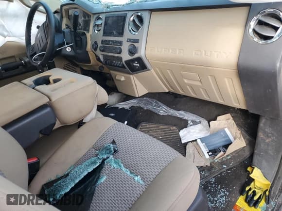 ✅ 2016 Ford F-250 Lariat • VIN: 1FT7W2BT7GED39223 • Lot: 62892765. Listed on Copart with Not provided. Free auction sales archive from the USA and detailed vehicle history report at DreamBid. Image 8.