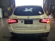 ✅ 2019 Mercedes-Benz GLC 300 • VIN: WDC0G4KB5KV178889 • Лот: 90482745. Опубликован ранее на Copart с пробегом 52 376 миль. Бесплатный доступ к архиву аукционных продаж из США и подробный отчёт об истории автомобиля на DreamBid. Изображение 6.