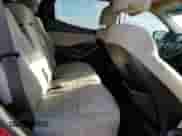 ✅ 2015 Hyundai Santa Fe • VIN: 5XYZT3LB3FG253068 • Lot: 85902395. Wystawiony na Copart z przebiegiem 161 652 mil. Bezpłatny archiwum sprzedaży aukcyjnych z USA i szczegółowy raport historii pojazdu na DreamBid. Zdjęcie 11.