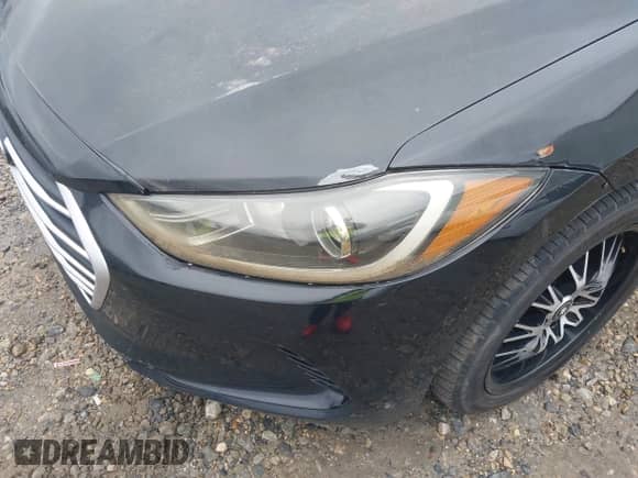 2017 Hyundai Elantra SE z VIN 5NPD74LF9HH076660, wystawiony jako IAAI lot #43552650 z przebiegiem 175 795 mil mil oraz . Historia ofert i sprzedaży dostępna na DreamBid. Obrazek 13.