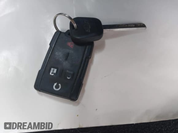 ✅ 2018 Chevrolet Silverado 2500HD LT • VIN: 1GC1KVEY8JF225582 • Lot: 42423640. Listed on IAAI with 160,666 mi. Free auction sales archive from the USA and detailed vehicle history report at DreamBid. Image 11.