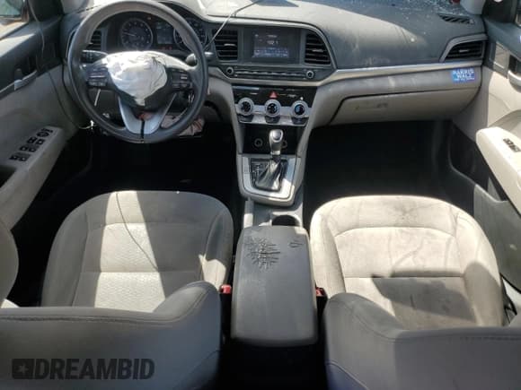 ✅ 2019 Hyundai Elantra SE • VIN: 5NPD74LF5KH454125 • Lot: 72025255. Listed on Copart with 88,906 mi. Free auction sales archive from the USA and detailed vehicle history report at DreamBid. Image 8.