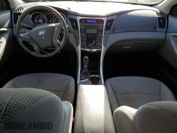 ✅ 2013 Hyundai Sonata GLS • VIN: 5NPEB4AC9DH550628 • Lot: 75211834. Listed on Copart with 111,101 mi. Free auction sales archive from the USA and detailed vehicle history report at DreamBid. Image 8.