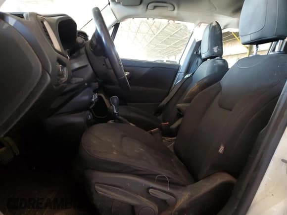 ✅ 2017 Jeep Renegade Latitude • VIN: ZACCJABB9HPE80589 • Lot: 90745465. Wystawiony na Copart z przebiegiem 162 182 mil. Bezpłatny archiwum sprzedaży aukcyjnych z USA i szczegółowy raport historii pojazdu na DreamBid. Zdjęcie 7.