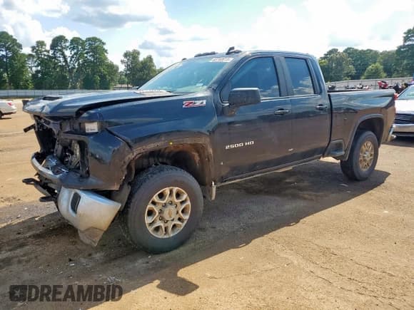 ✅ 2024 Chevrolet Silverado 2500HD LT • VIN: 1GC5YNE78RF135285 • Lot: 68760615. Listed on Copart with 66,721 mi. Free auction sales archive from the USA and detailed vehicle history report at DreamBid. Image 1.