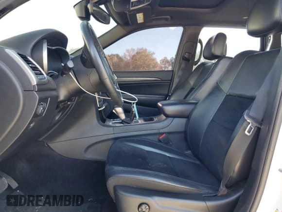 ✅ 2018 Jeep Grand Cherokee Altitude • VIN: 1C4RJFAG0JC245075 • Lot: 92907125. Listed on Copart with 75,198 mi. Free auction sales archive from the USA and detailed vehicle history report at DreamBid. Image 7.