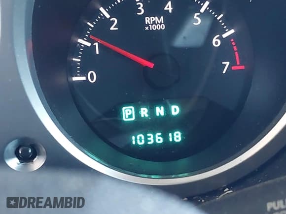 ✅ 2010 Chrysler Sebring Limited • VIN: 1C3CC5FD4AN190762 • Lot: 43442799. Wystawiony na IAAI z przebiegiem 103 618 mil. Bezpłatny archiwum sprzedaży aukcyjnych z USA i szczegółowy raport historii pojazdu na DreamBid. Zdjęcie 15.