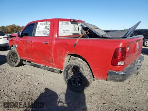 ✅ 2010 Dodge 1500 ST • VIN: 1D7RB1CP2AS109409 • Lot: 81645644. Wystawiony na Copart z przebiegiem Nie podano. Bezpłatny archiwum sprzedaży aukcyjnych z USA i szczegółowy raport historii pojazdu na DreamBid. Zdjęcie 2.