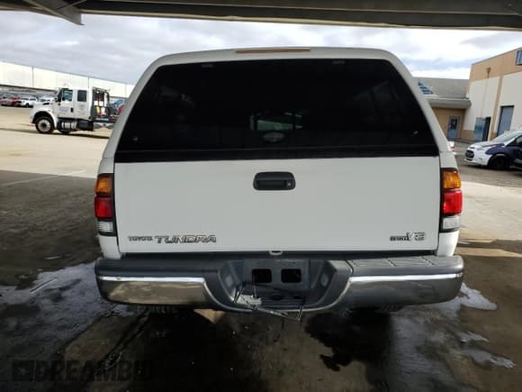 ✅ 2002 Toyota Tundra SR5 • VIN: 5TBRT34172S257524 • Lot: 82740315. Listed on Copart with 186,498 mi. Free auction sales archive from the USA and detailed vehicle history report at DreamBid. Image 6.