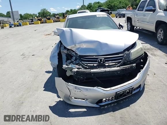 ✅ 2013 Honda Accord LX • VIN: 1HGCR2F36DA110827 • Lot: 57913605. Listed on Copart with 74,768 mi. Free auction sales archive from the USA and detailed vehicle history report at DreamBid. Image 14.