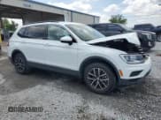 ✅ 2021 Volkswagen Tiguan SE • VIN: 3VV2B7AX5MM100395 • Lot: 57633995. Wystawiony na Copart z przebiegiem 81 548 mil. Bezpłatny archiwum sprzedaży aukcyjnych z USA i szczegółowy raport historii pojazdu na DreamBid. Zdjęcie 4.