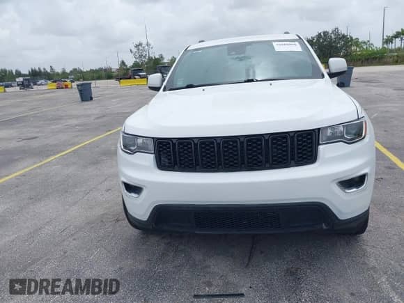 2020 Jeep Grand Cherokee Altitude z VIN 1C4RJEAG9LC246044, wystawiony jako IAAI lot #42616860 z przebiegiem 98 541 mil mil oraz . Historia ofert i sprzedaży dostępna na DreamBid. Obrazek 12.