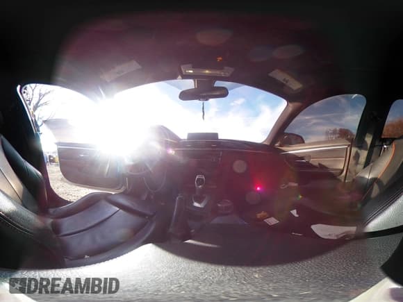 ✅ 2016 BMW 4 Series 428i xDrive • VIN: WBA4C9C50GG139841 • Lot: 43685678. Wystawiony na IAAI z przebiegiem 119 076 mil. Bezpłatny archiwum sprzedaży aukcyjnych z USA i szczegółowy raport historii pojazdu na DreamBid. Zdjęcie 19.