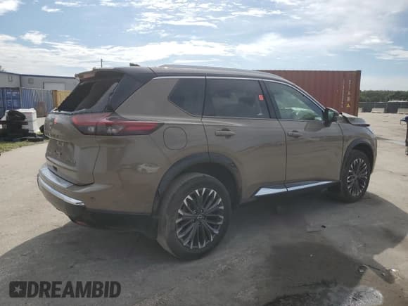 ✅ 2024 Nissan Rogue Platinum • VIN: JN8BT3DC9RW070942 • Лот: 65606455. Опубликован ранее на Copart с пробегом 14 218 миль. Бесплатный доступ к архиву аукционных продаж из США и подробный отчёт об истории автомобиля на DreamBid. Изображение 3.