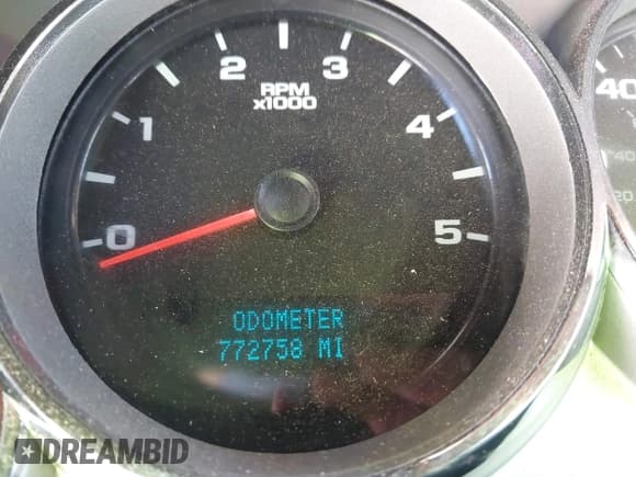 ✅ 2008 Chevrolet Silverado 2500HD LTZ • VIN: 1GCHK23658F173160 • Lot: 43628235. Wystawiony na IAAI z przebiegiem 772 758 mil. Bezpłatny archiwum sprzedaży aukcyjnych z USA i szczegółowy raport historii pojazdu na DreamBid. Zdjęcie 15.