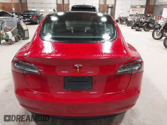 ✅ 2022 Tesla Model 3 • VIN: 5YJ3E1EA3NF102682 • Lot: 43798105. Wystawiony na IAAI z przebiegiem 59 829 mil. Bezpłatny archiwum sprzedaży aukcyjnych z USA i szczegółowy raport historii pojazdu na DreamBid. Zdjęcie 16.