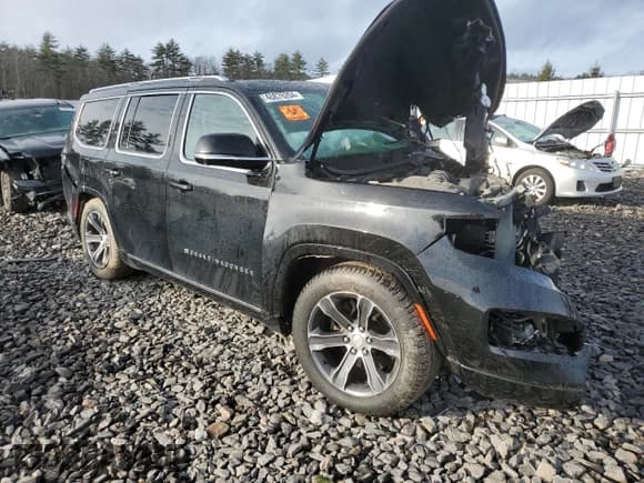 ✅ 2022 Jeep Grand Wagoneer Series I • VIN: 1C4SJVEJ3NS141435 • Lot: 46876204. Listed on Copart with Not provided. Free auction sales archive from the USA and detailed vehicle history report at DreamBid. Image 4.