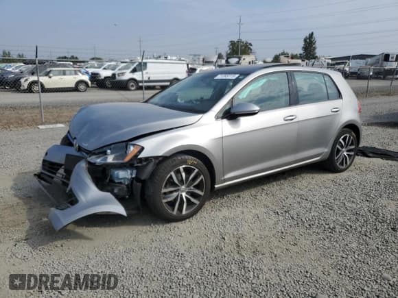 ✅ 2015 Volkswagen Golf TSI S • VIN: 3VW217AU5FM021722 • Lot: 71365315. Wystawiony na Copart z przebiegiem 107 392 mil. Bezpłatny archiwum sprzedaży aukcyjnych z USA i szczegółowy raport historii pojazdu na DreamBid. Zdjęcie 1.