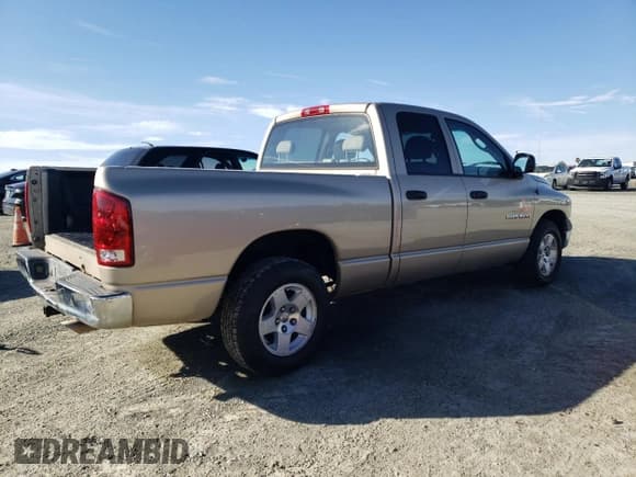 ✅ 2004 Dodge 1500 SLT • VIN: 1D7HA18NX4S586325 • Лот: 46174225. Опубликован ранее на Copart с пробегом 223 788 миль. Бесплатный доступ к архиву аукционных продаж из США и подробный отчёт об истории автомобиля на DreamBid. Изображение 3.