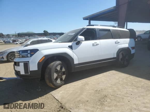 ✅ 2025 Hyundai Santa Fe SEL • VIN: 5NMP24G15SH022755 • Лот: 47067415. Размещён на Copart с пробегом 9 772 миль миль. Получите бесплатный доступ к архиву аукционных продаж из США и посмотрите подробный отчёт об истории автомобиля на DreamBid. Изображение 1.