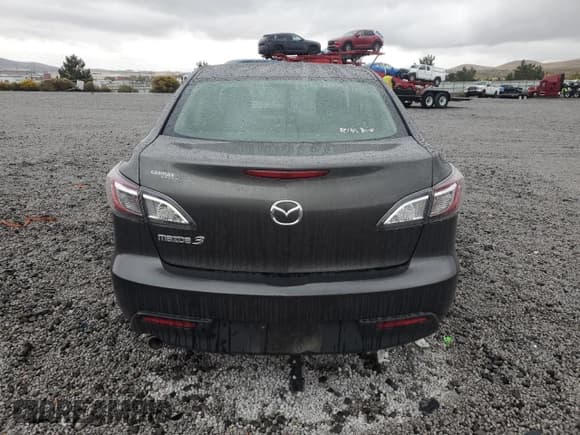 ✅ 2011 Mazda 3 i Touring • VIN: JM1BL1VF5B1460125 • Лот: 82508175. Опубликован ранее на Copart с пробегом Не указан. Бесплатный доступ к архиву аукционных продаж из США и подробный отчёт об истории автомобиля на DreamBid. Изображение 6.