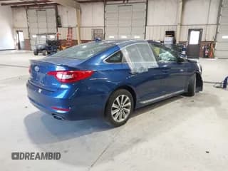 ✅ 2017 Hyundai Sonata Sport • VIN: 5NPE34AF4HH556852 • Лот: 43528287. Опубликован ранее на IAAI с пробегом 92 007 миль. Бесплатный доступ к архиву аукционных продаж из США и подробный отчёт об истории автомобиля на DreamBid. Изображение 4.