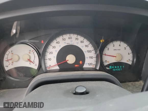 2005 Dodge Dakota ST z VIN 1D7HW28K55S265016, wystawiony jako Copart lot #83100284 z przebiegiem 154 307 mil mil oraz Czysty tytuł • Clean title. Historia ofert i sprzedaży dostępna na DreamBid. Obrazek 9.