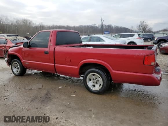 ✅ 1995 Chevrolet S-10 • VIN: 1GCCS14Z1S8262183 • Лот: 84472284. Опубликован ранее на Copart с пробегом 150 958 миль. Бесплатный доступ к архиву аукционных продаж из США и подробный отчёт об истории автомобиля на DreamBid. Изображение 2.