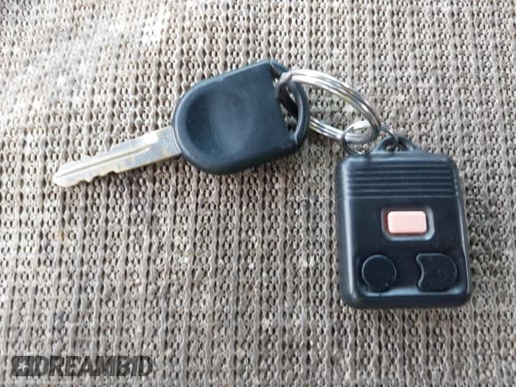 ✅ 2013 Ford F-150 XLT • VIN: 1FTFW1CT7DKD36453 • Lot: 43764912. Listed on IAAI with 331,307 mi. Free auction sales archive from the USA and detailed vehicle history report at DreamBid. Image 11.