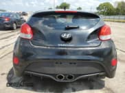 ✅ 2015 Hyundai Veloster Turbo • VIN: KMHTC6AE6FU233699 • Lot: 66716325. Wystawiony na Copart z przebiegiem 111 794 mil. Bezpłatny archiwum sprzedaży aukcyjnych z USA i szczegółowy raport historii pojazdu na DreamBid. Zdjęcie 6.